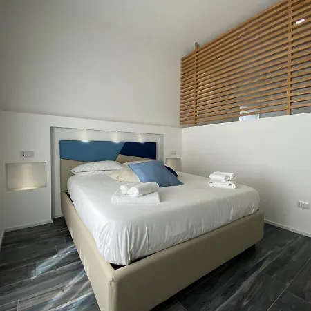 Blue Bay & Feriehus *