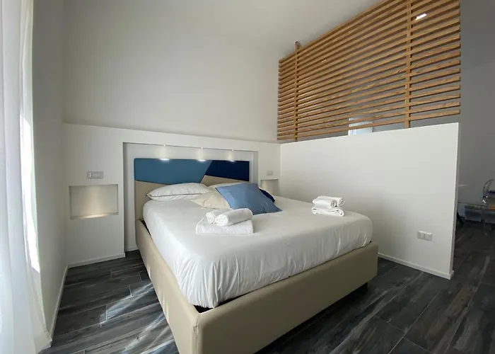 Blue Bay & Дом отдыха *